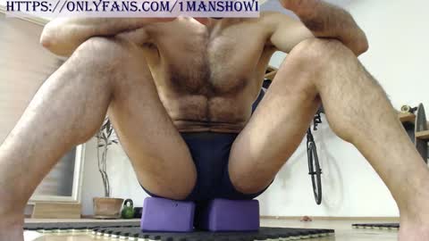 Snapshot of 1manshow11 chatting on 01.28.25 1manshow11 online show from 01.28.25