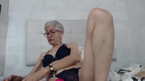 Miss Monserrate online show from 01.12.25