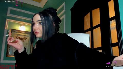 Moona  online show from 01.18.25