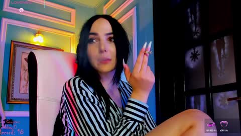 Moona  online show from 02.07.25