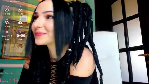 Moona  online show from 02.19.25