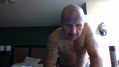 TheShyOne18 online show from 12.17.25