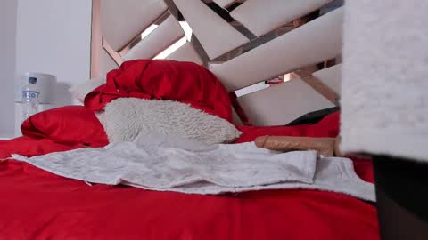 Snapshot of 1naughty_milf chatting on 02.09.25 Luisa online show from 02.09.25