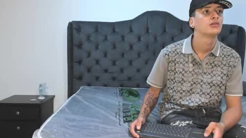 1Threestar online show from 09.20.25