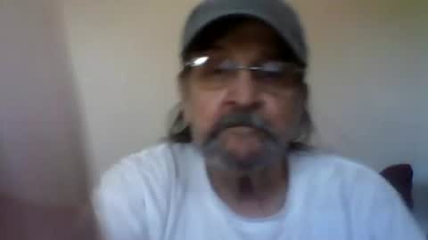 Snapshot of 1valentine chatting on 10.20.25 1valentine online show from 10.20.25