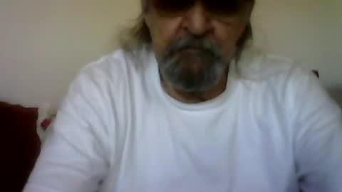 Snapshot of 1valentine chatting on 06.18.26 1valentine online show from 06.18.26
