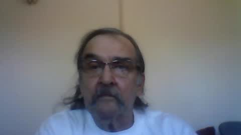Snapshot of 1valentine chatting on 06.30.26 1valentine online show from 06.30.26