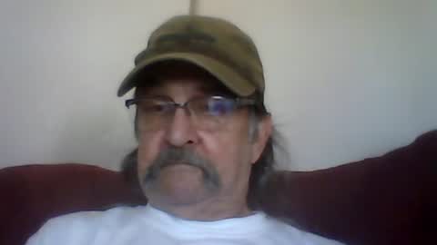 Snapshot of 1valentine chatting on 07.20.26 1valentine online show from 07.20.26