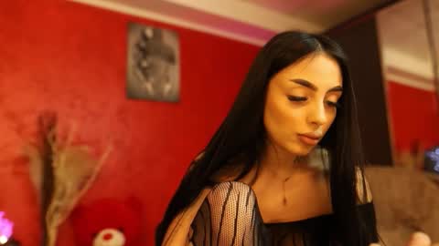 1vyanne online show from 02.24.26