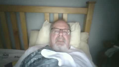 Snapshot of 2003dynawideglide chatting on 01.06.25 2003dynawideglide online show from 01.06.25