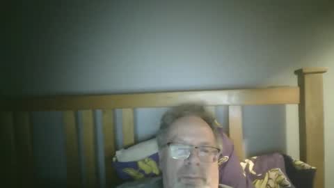 Snapshot of 2003dynawideglide chatting on 02.02.25 2003dynawideglide online show from 02.02.25