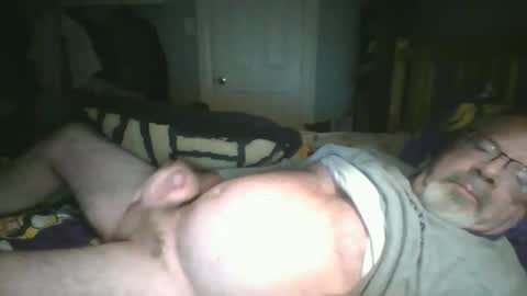 Snapshot of 2003dynawideglide chatting on 11.08.25 2003dynawideglide online show from 11.08.25