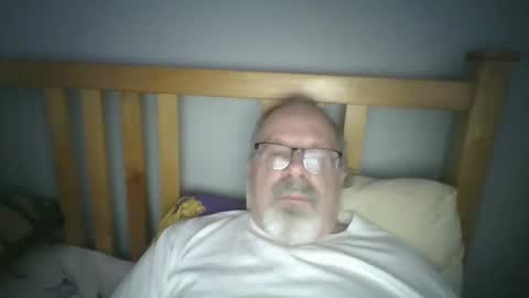 Snapshot of 2003dynawideglide chatting on 11.16.25 2003dynawideglide online show from 11.16.25