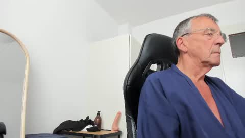 Henk online show from 07.26.26