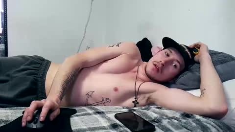 Snapshot of 21yearsy0ung9icheshung chatting on 02.09.25 AlecurClit online show from 02.09.25