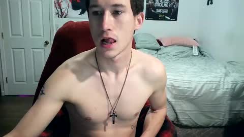 Snapshot of 21yearsy0ung9icheshung chatting on 02.16.25 AlecurClit online show from 02.16.25