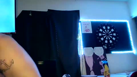 Snapshot of 21yearsy0ung9icheshung chatting on 03.06.25 AlecurClit online show from 03.06.25