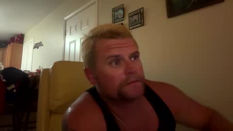 Snapshot of 22bigelo2316 chatting on 11.20.25 22bigelo2316 online show from 11.20.25