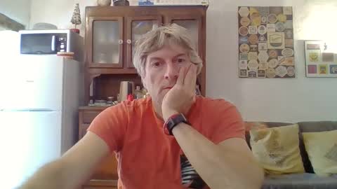 22esserre online show from 11.10.25