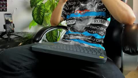 2_fire online show from 11.01.25