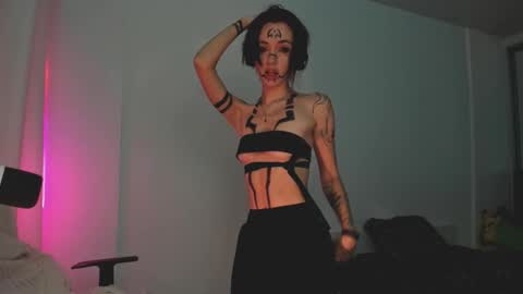 Snapshot of 2b_ chatting on 11.01.25 Sasha weekend from 14 to 27 November online show from 11.01.25