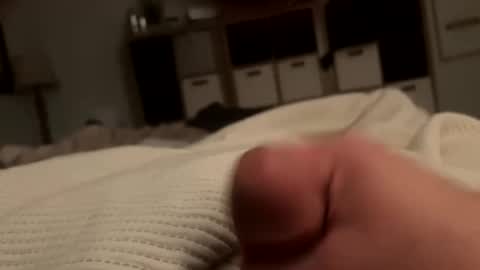 Snapshot of 2centz chatting on 01.04.25 2centz online show from 01.04.25