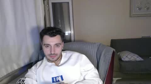 Snapshot of 2handsomeman chatting on 11.07.25 Berk online show from 11.07.25