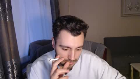 Snapshot of 2handsomeman chatting on 11.11.25 Berk online show from 11.11.25