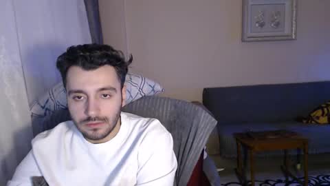 Snapshot of 2handsomeman chatting on 11.19.25 Berk online show from 11.19.25