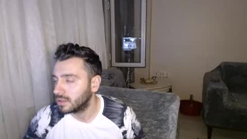 Snapshot of 2handsomeman chatting on 05.09.26 Berk online show from 05.09.26