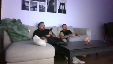 2hotdudes13 online show from 12.19.25