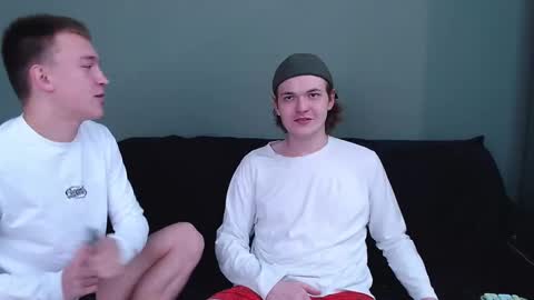 Snapshot of 2nc_ chatting on 09.13.25 Eleot online show from 09.13.25