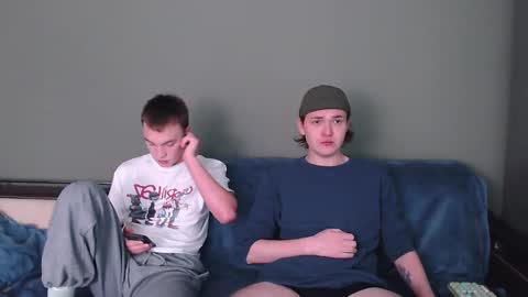 Snapshot of 2nc_ chatting on 09.21.25 Eleot online show from 09.21.25