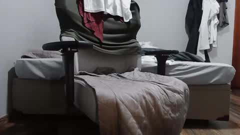 Snapshot of 3034940 chatting on 09.24.25 Ask me online show from 09.24.25