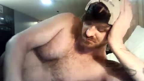 Snapshot of 30andspry chatting on 06.19.26 30andspry online show from 06.19.26