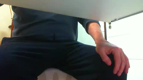 Snapshot of 3funlover chatting on 12.04.24 3funlover online show from 12.04.24