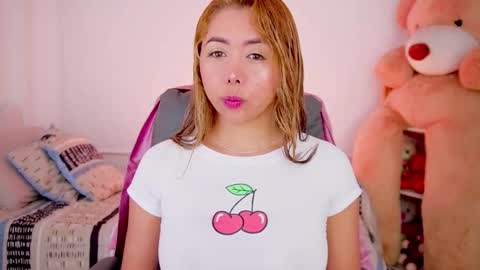 independent model online show from 01.11.26