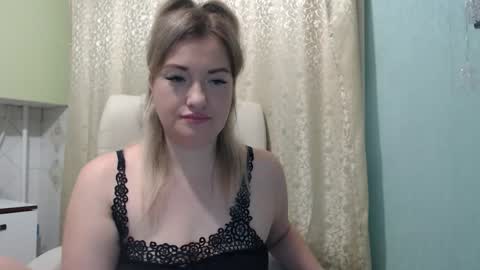 Snapshot of 3sweetcandy3 chatting on 01.05.26 3sweetcandy3 online show from 01.05.26