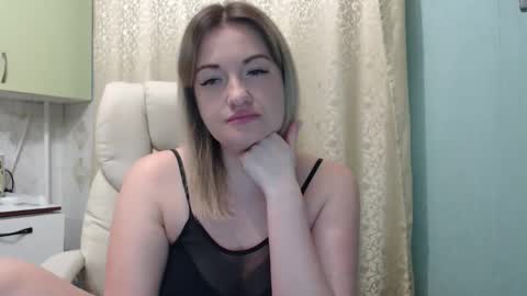 Snapshot of 3sweetcandy3 chatting on 03.16.26 3sweetcandy3 online show from 03.16.26