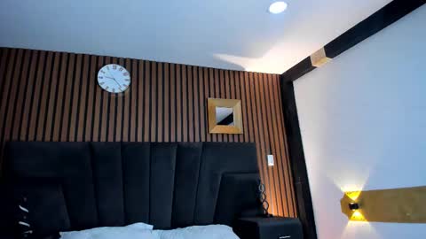 3X NAXAA online show from 10.26.25