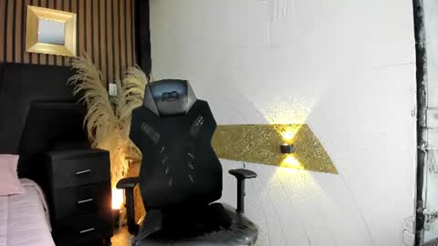 3X NAXAA online show from 06.09.26