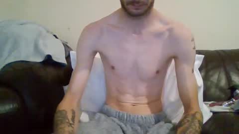 Snapshot of 420feetloverr420 chatting on 09.30.25 420feetloverr420 online show from 09.30.25