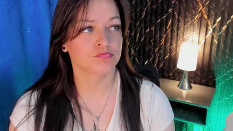 Snapshot of 4ngel_greey chatting on 10.21.25 ... .     Angel     . ... online show from 10.21.25