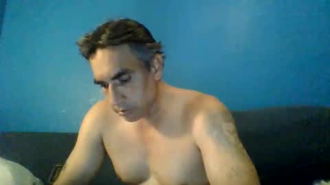 Snapshot of 4thethrillofit4 chatting on 05.21.26 4thethrillofit4 online show from 05.21.26
