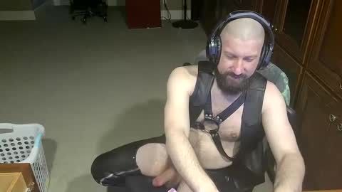 Snapshot of 54plusorminus12 chatting on 02.01.25 54 or - 12. online show from 02.01.25