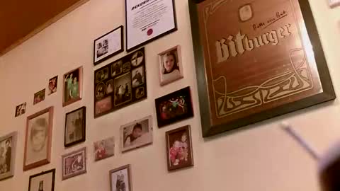 Snapshot of 64shorty chatting on 11.25.25 64shorty online show from 11.25.25