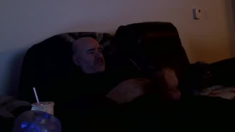 Snapshot of 66bear chatting on 11.16.25 66bear online show from 11.16.25