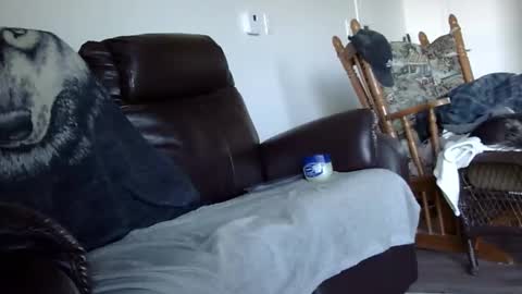 Snapshot of 66bear chatting on 12.20.25 66bear online show from 12.20.25