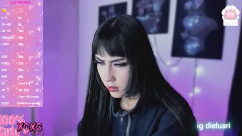 Snapshot of 66luci_fer6_ chatting on 11.15.25 luarii online show from 11.15.25