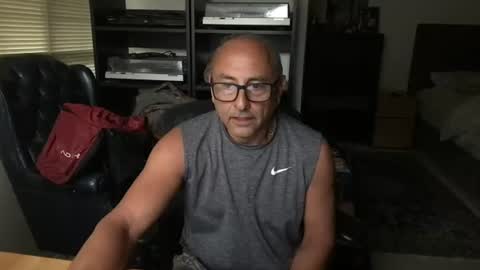 daddy vegas  for single women and couples here online show from 06.18.26